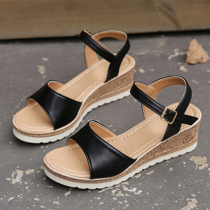 KIANA - Sandali casual con plateau